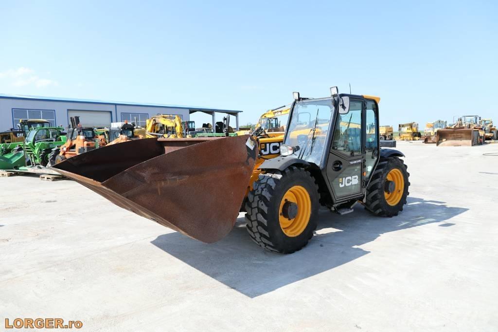JCB 527-58 Agri Poljoprivredni teleskopski utovarivači