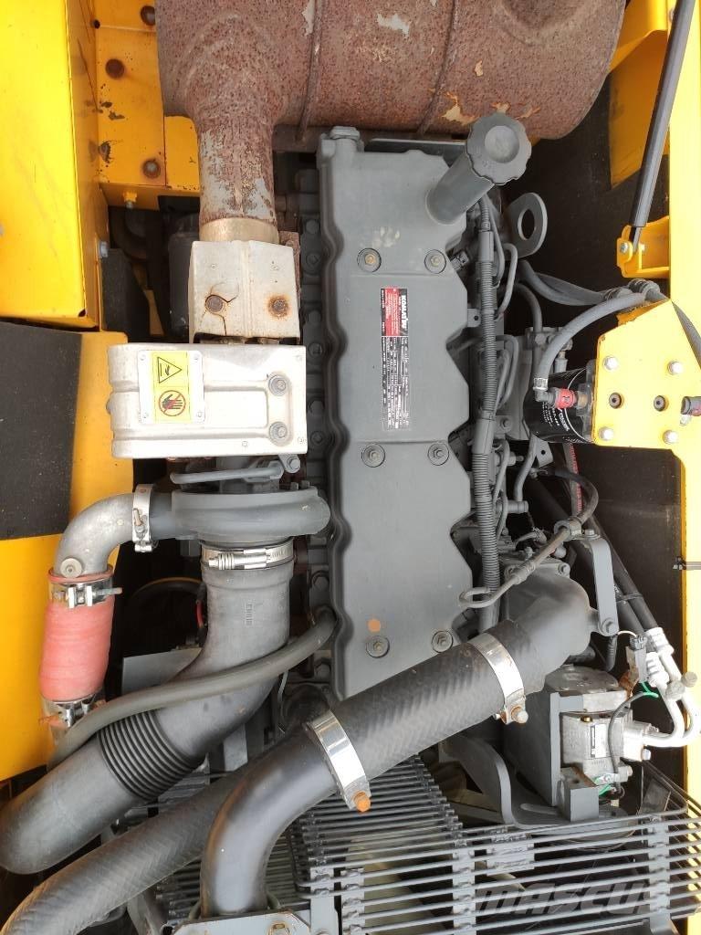 Komatsu PC 200 LC-8L Bageri guseničari