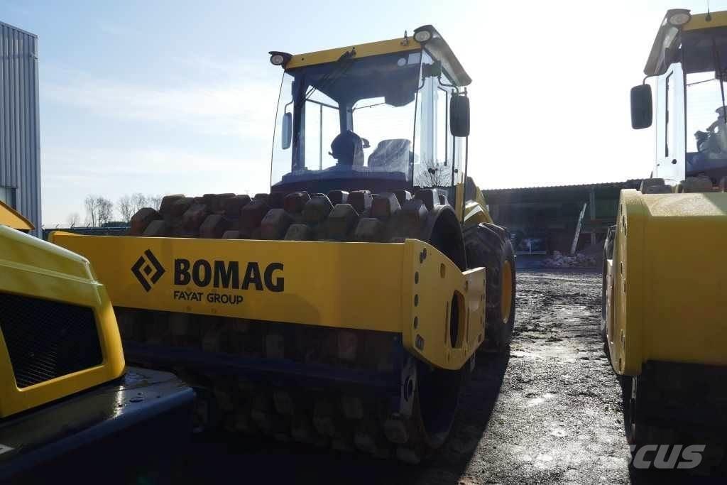 Bomag BW 213 PDH-5 Nabijači zemlje