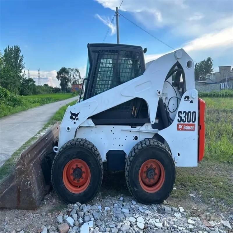 Bobcat S 300 Skid steer mini utovarivači