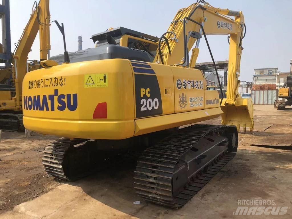 Komatsu PC 220-8 Bageri guseničari