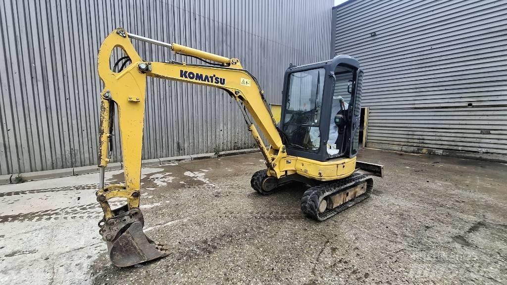 Komatsu PC27MR Mini bageri < 7t