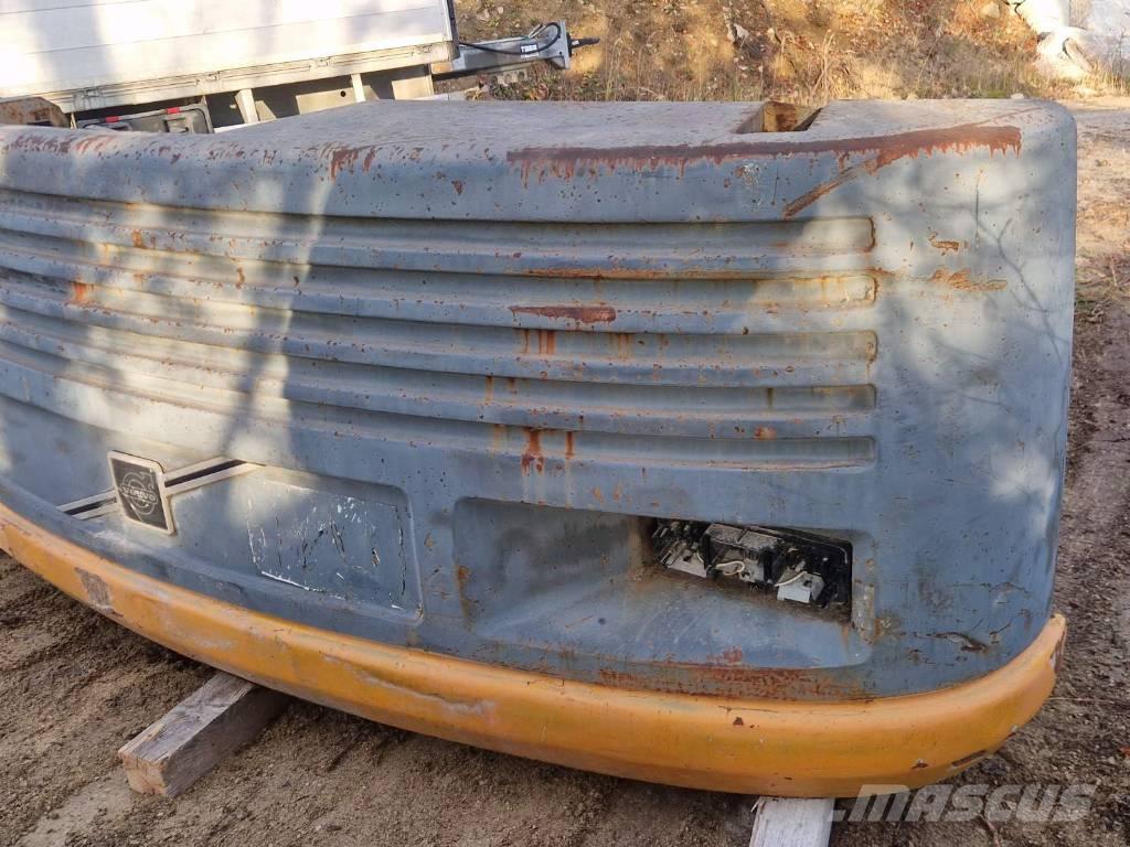 Volvo EC390 Šasija i vešenje