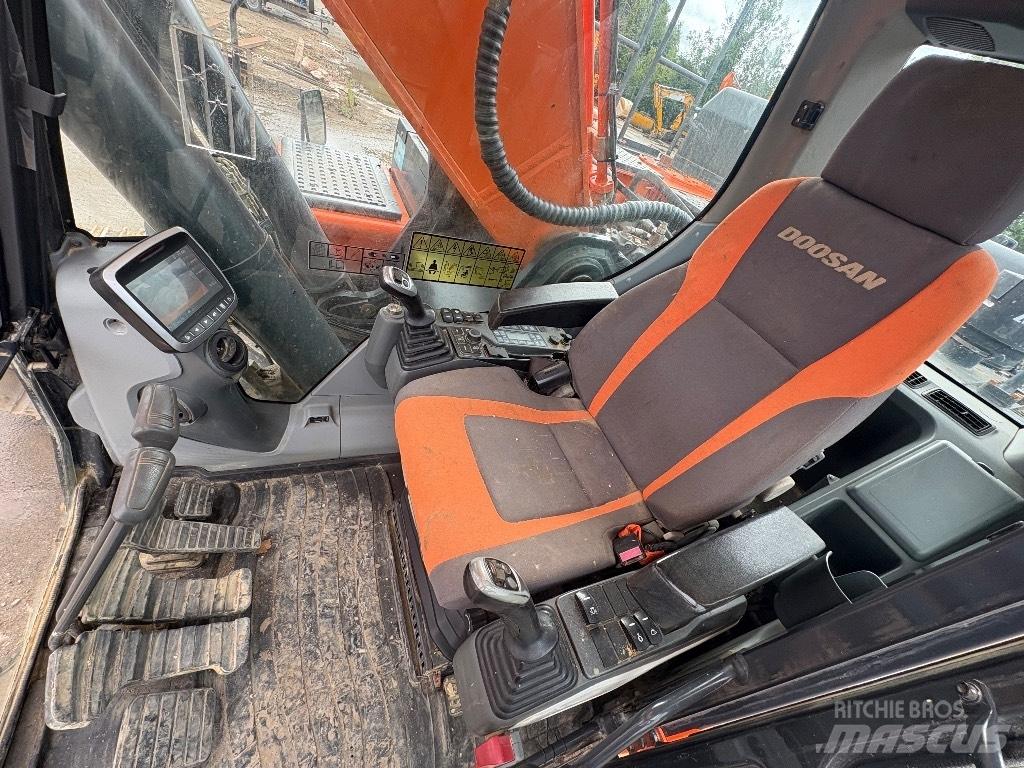 Doosan DX380LC-5 Bageri guseničari