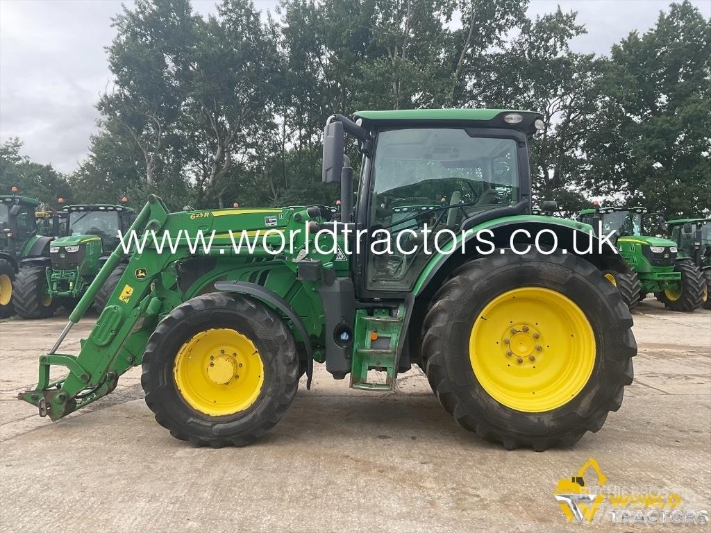 John Deere 6130 R Traktori
