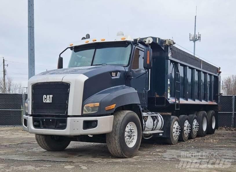 CAT CT 660 Kiperi kamioni
