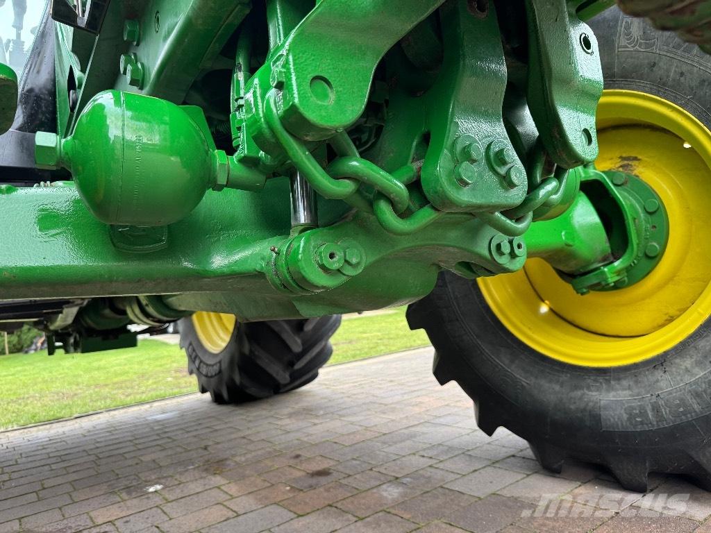 John Deere 6125 M Traktori