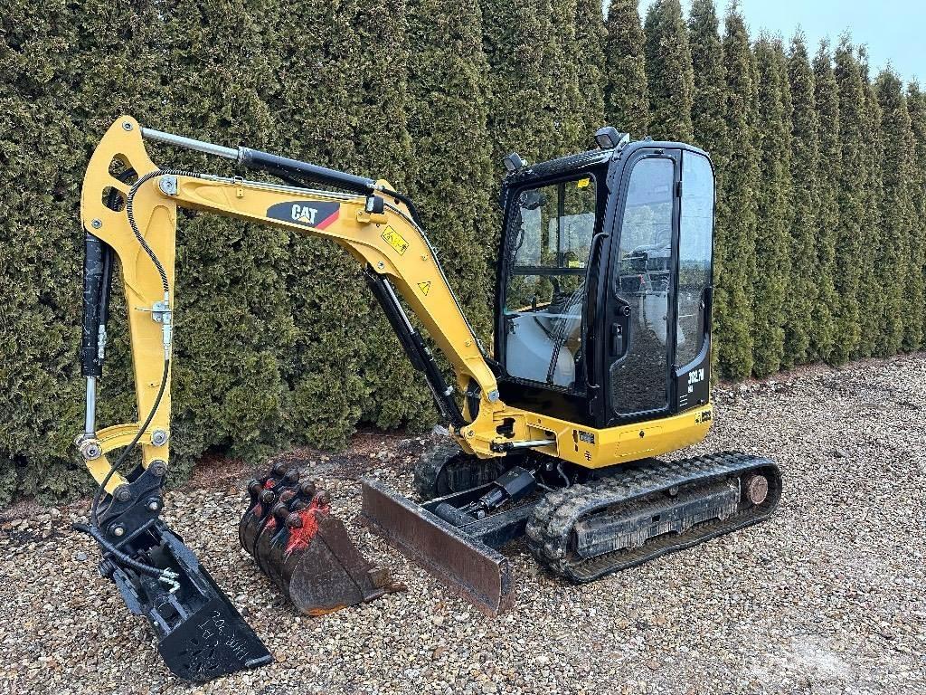 CAT 302.7 D CR Mini bageri < 7t