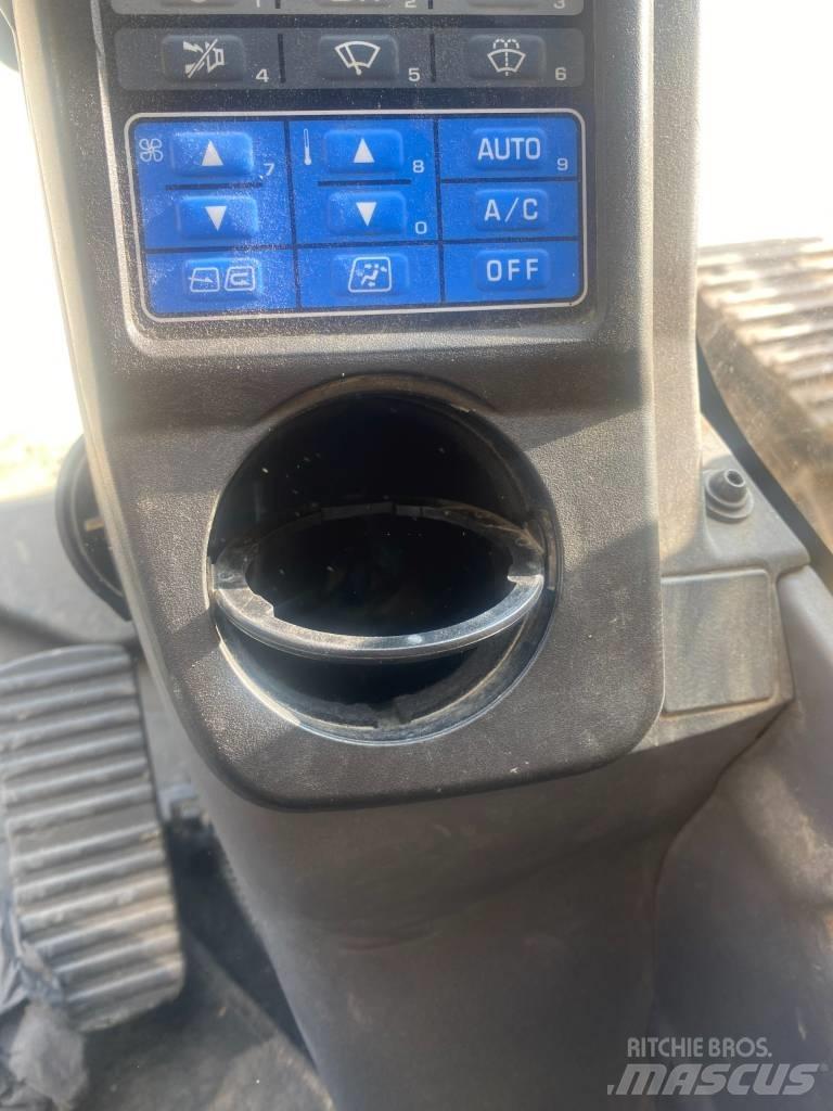 Komatsu HB365LN Bageri guseničari