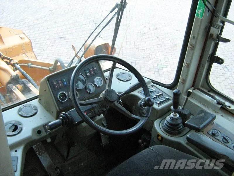 Hyundai HL740-3 Utovarivači na točkove