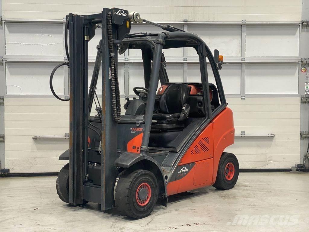 Linde H25T-02 Plinski viljuškari