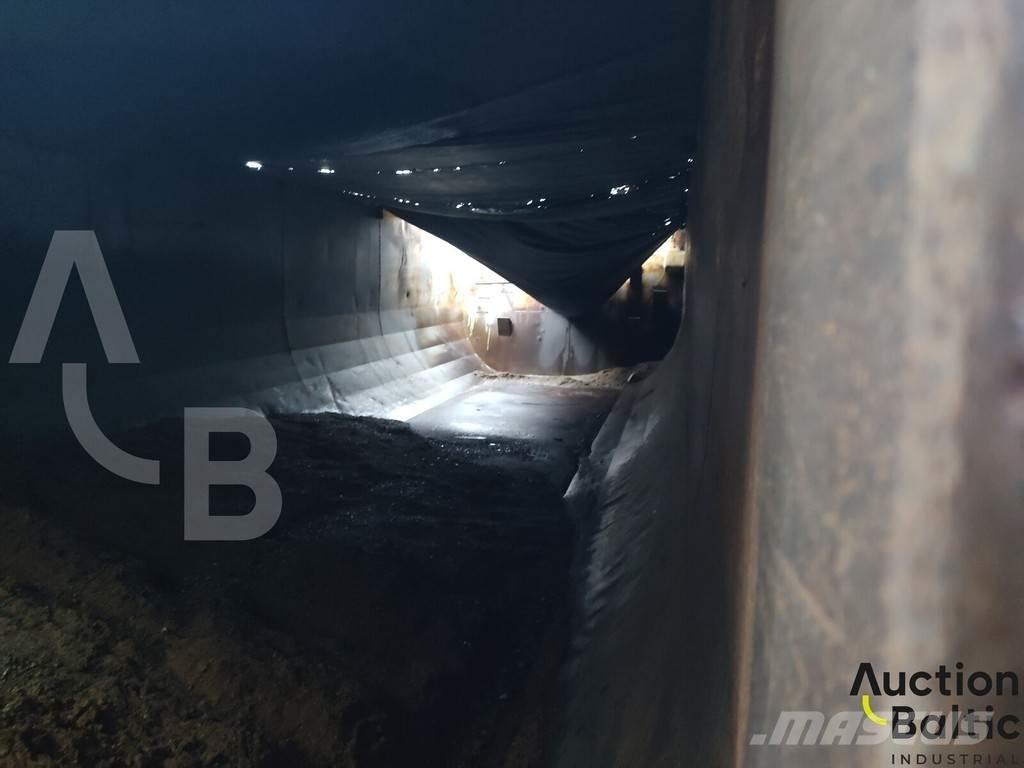 Berger N31 Poluprikolice sa ciradom