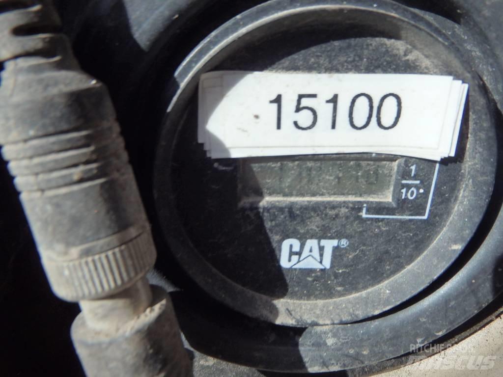 CAT M 313 C 4x4 Bageri točkaši