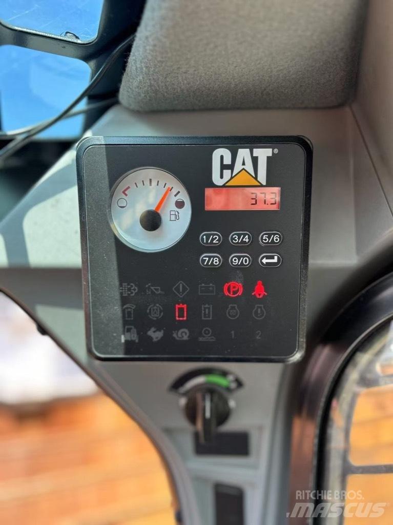 CAT 262 D Skid steer mini utovarivači