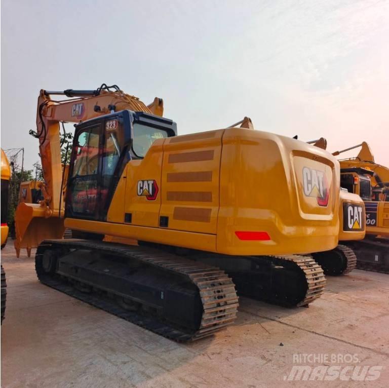CAT 323 GC Bageri guseničari