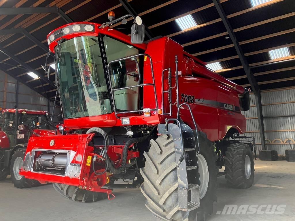 Case IH 7088 Kombajni