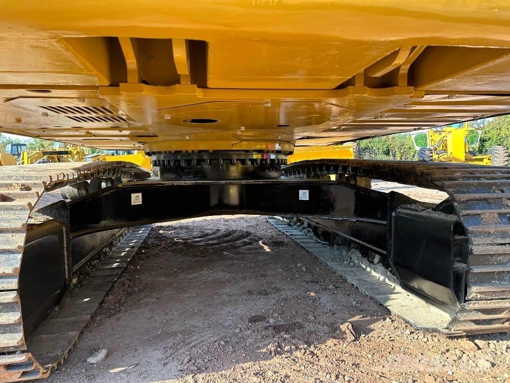 CAT 320DL Bageri guseničari