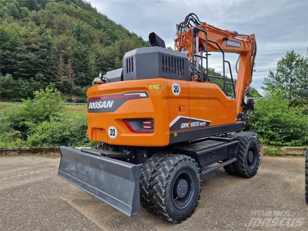 Doosan DX165WR-7 Bageri točkaši