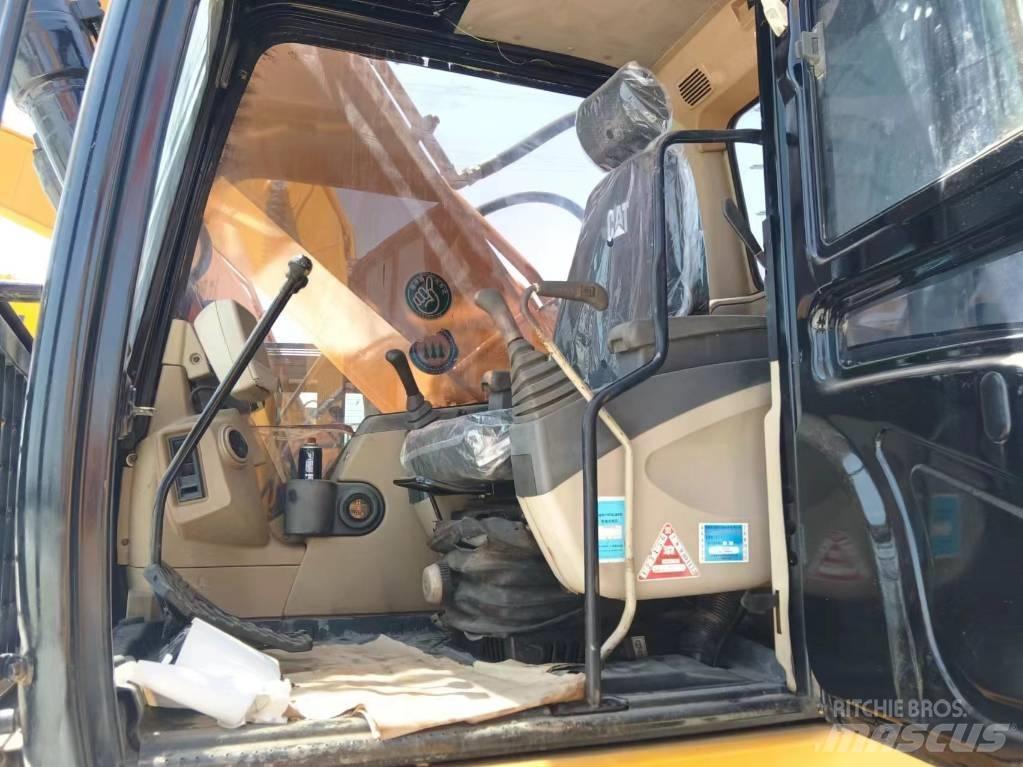 CAT 330 Bageri guseničari