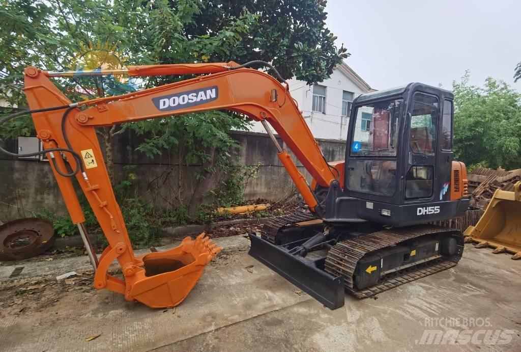 Doosan DH55 Bageri guseničari