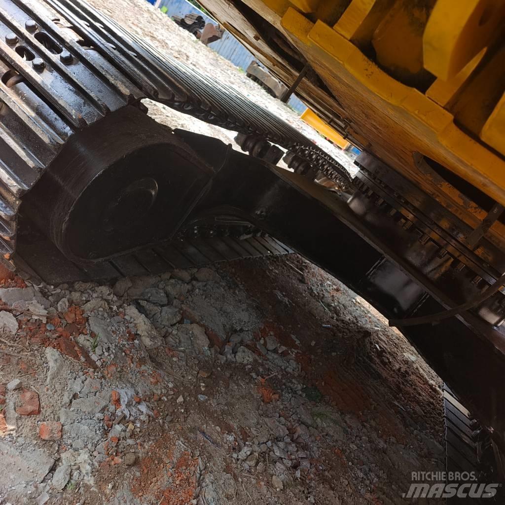 CAT 320 GC Bageri točkaši