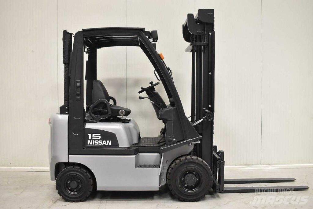 Nissan FD01A18Q Dizelski viljuškari
