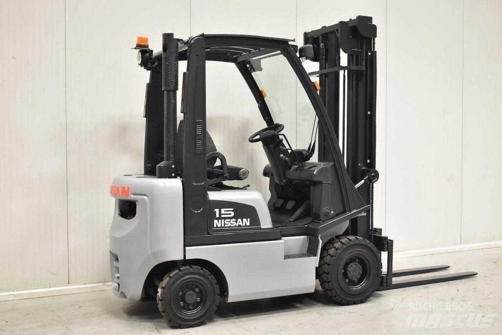 Nissan FD01A18Q Dizelski viljuškari