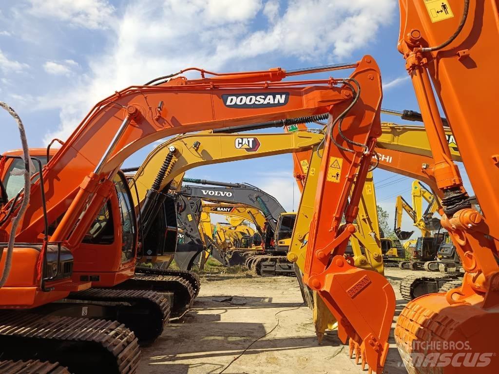 Doosan DX 150 LC Bageri guseničari