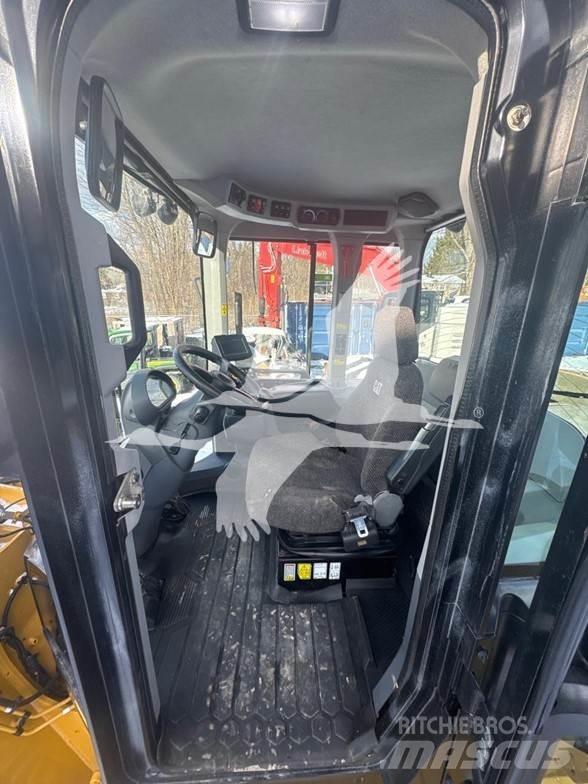 CAT 938M Utovarivači na točkove