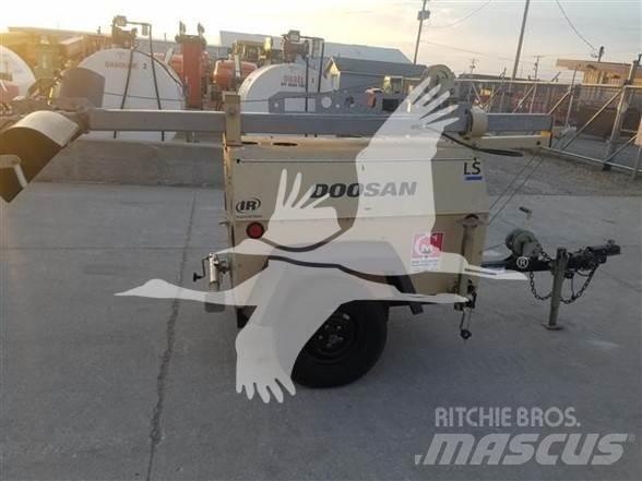 Doosan LS Rasvetni stubovi