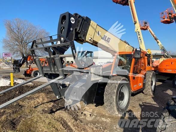 JLG 1255 Teleskopski viljuškari