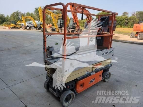 JLG 1930ES Makazaste platforme