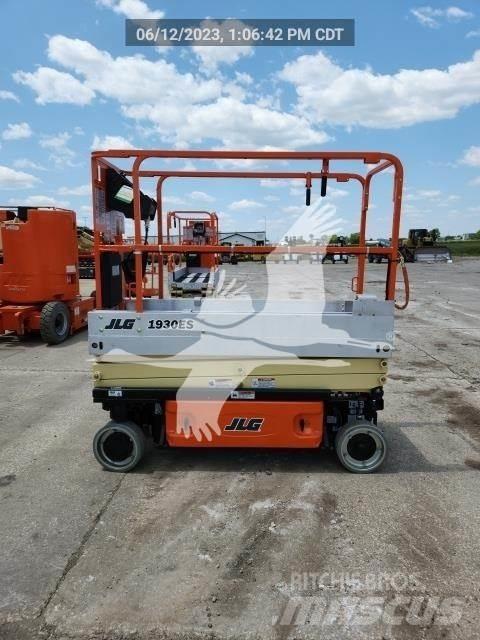 JLG 1930ES Makazaste platforme