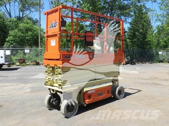 JLG 2632ES Makazaste platforme