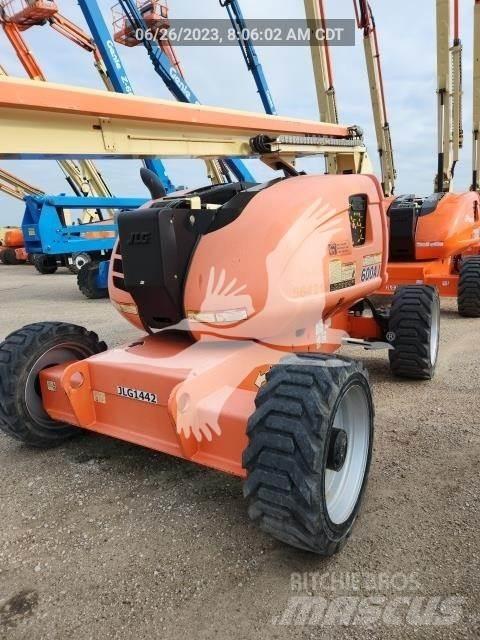 JLG 600AJ Zglobne podizne platforme