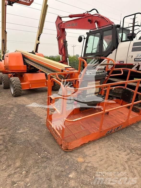 JLG 600S Teleskopske podizne platforme