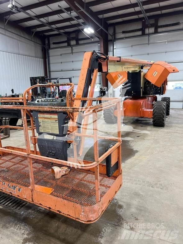 JLG 800AJ Zglobne podizne platforme