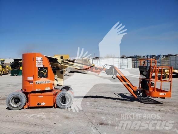 JLG E300AJP Zglobne podizne platforme