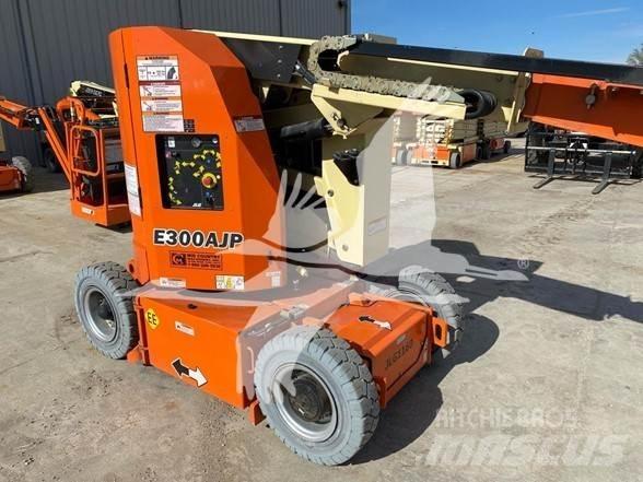 JLG E300AJP Zglobne podizne platforme