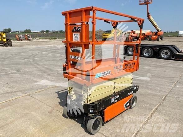 JLG ES1932 Makazaste platforme