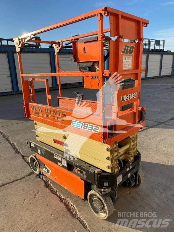 JLG ES1932 Makazaste platforme