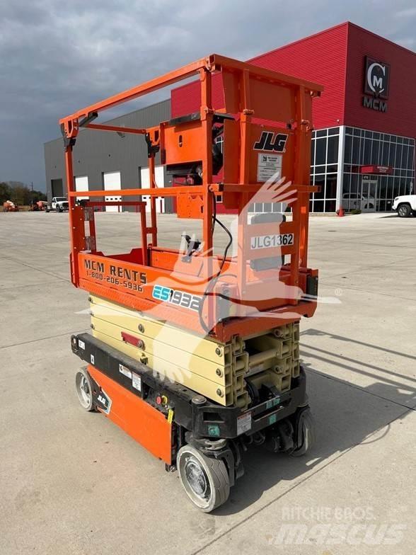 JLG ES1932 Makazaste platforme