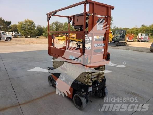 JLG ES1932 Makazaste platforme