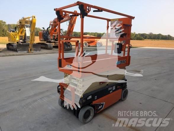JLG ES1932 Makazaste platforme