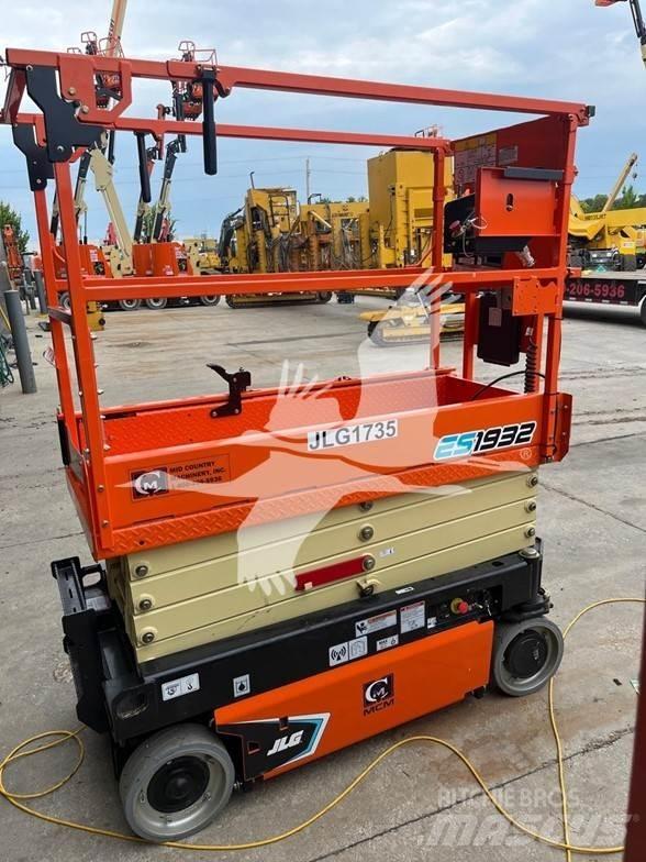 JLG ES1932 Makazaste platforme