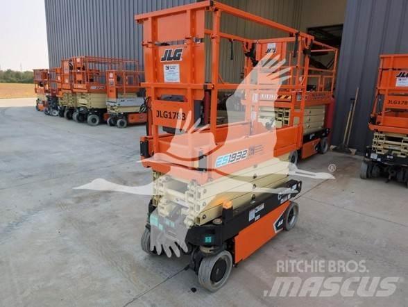 JLG ES1932 Makazaste platforme
