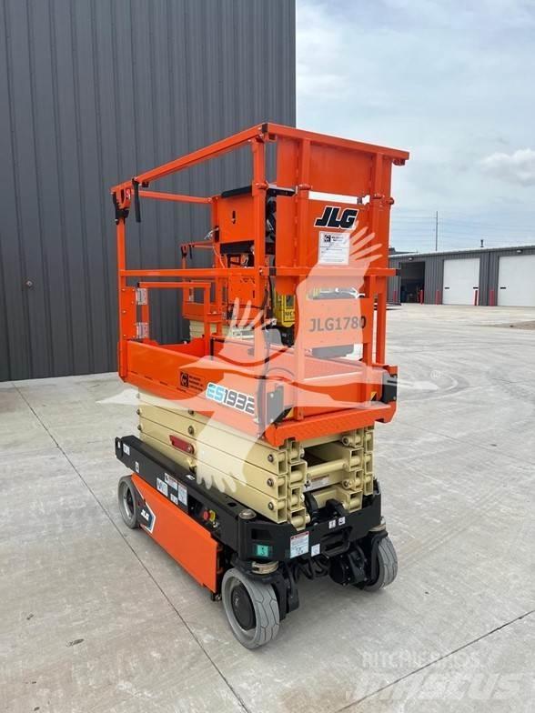 JLG ES1932 Makazaste platforme