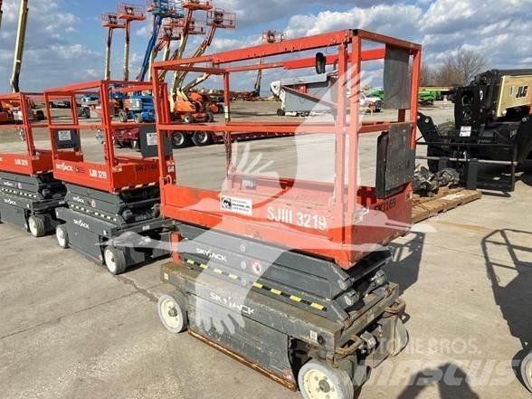 SkyJack SJ3219 Makazaste platforme