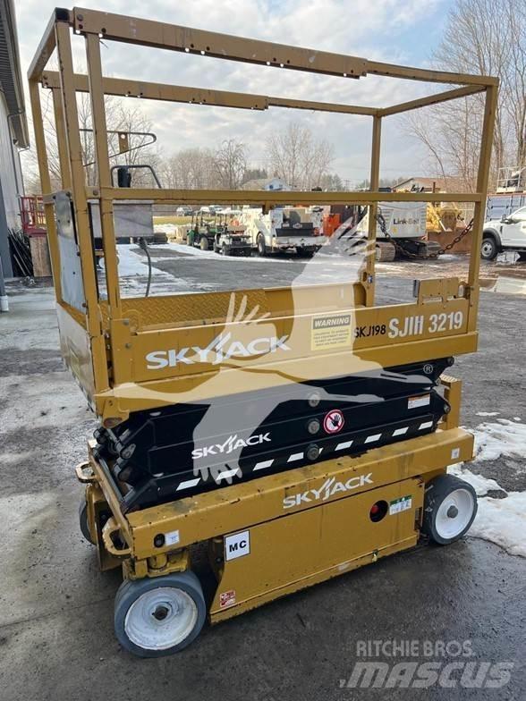 SkyJack SJ3219 Makazaste platforme