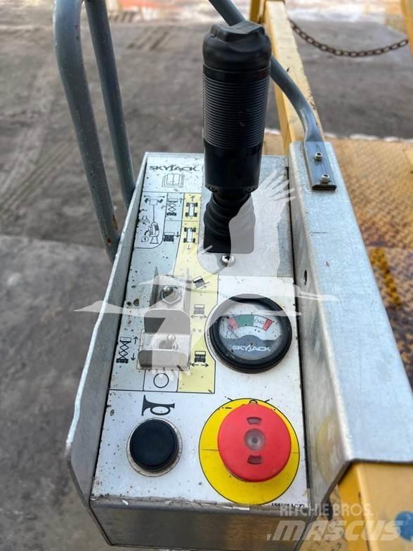 SkyJack SJ3219 Makazaste platforme